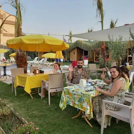 Ela Apart & Bungalow Φετιγιέ